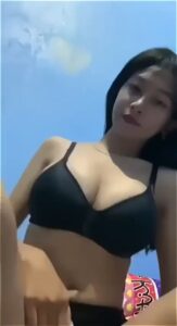 สาวหุ่นนักกีฬานมโชว์ใหญ่ ซอยหีลึกด้วยนิ้วตัวเอง น้ำเงี่ยนพุ่งแตกคาห้องนอน
