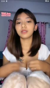 สาวไทยตัวเล็กนมใหญ่ยัดดิลโด้ซอยหีโคตรแรง ไลฟ์สด THlive น้ำเงี่ยนพุ่งกระจาย