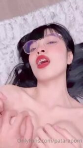 คลิปหลุด Pattaraporn โดนควยใหญ่กระแทกหีสดแรงๆ น้ำเงี่ยนพุ่งแตกคาหีแน่น
