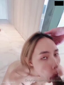 น้องคิมมี่หีตีบ โดนควยโขมดกระแทกหีสดแรงๆ ซอยยับแตกคาหี